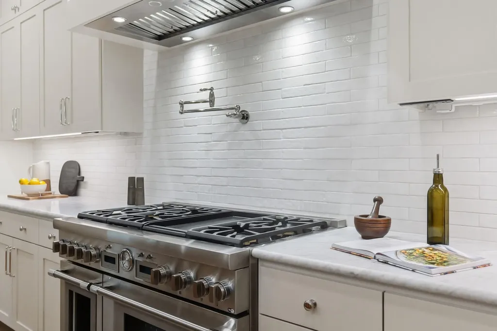 1904 Sharon Lane Austin TX 78703