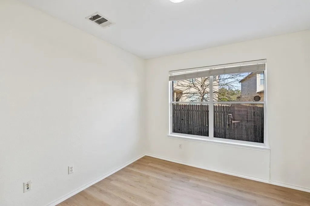 11416 Dog Leg Drive Austin TX 78717