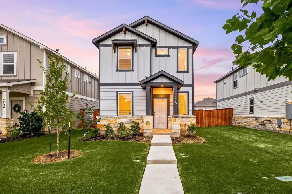 2456 Jack Nora Way Round Rock TX 78665