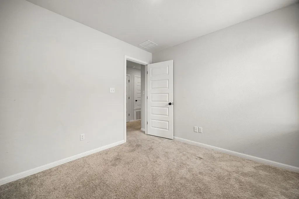 2456 Jack Nora Way Round Rock TX 78665