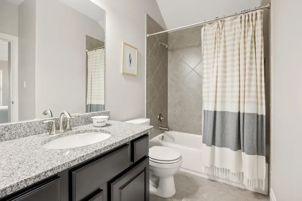 1135 Blue Ridge Dr. Drive Dripping Springs TX 78620