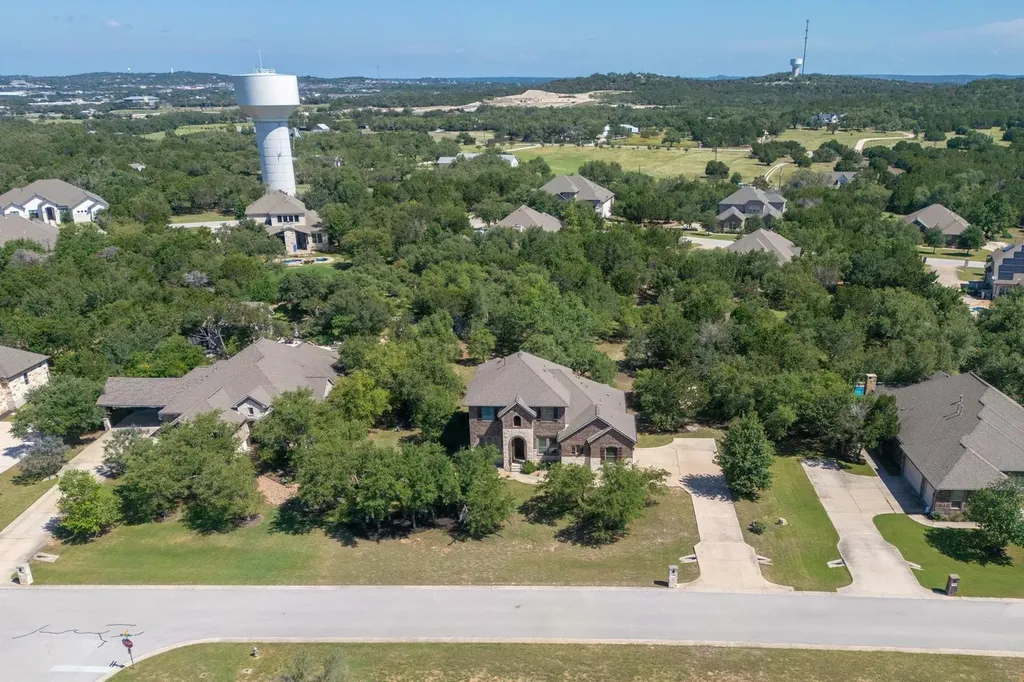 1135 Blue Ridge Dr. Drive Dripping Springs TX 78620