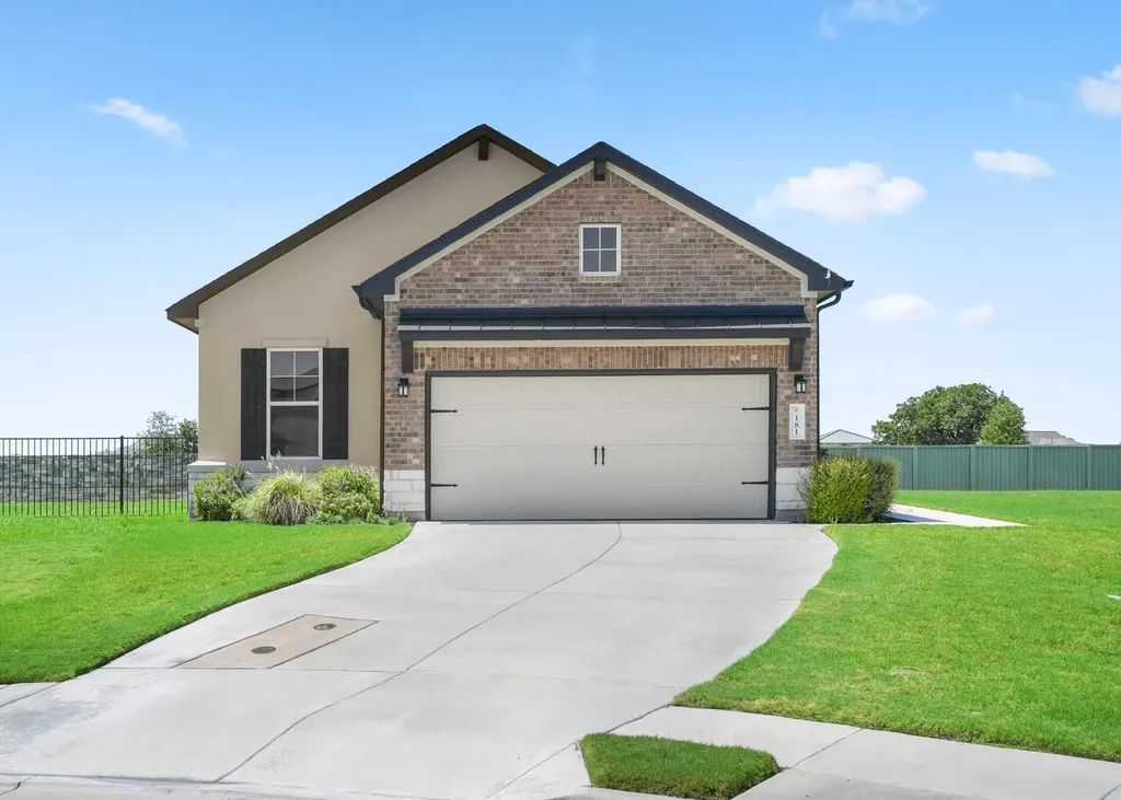 181 Benedum Way Liberty Hill TX 78642