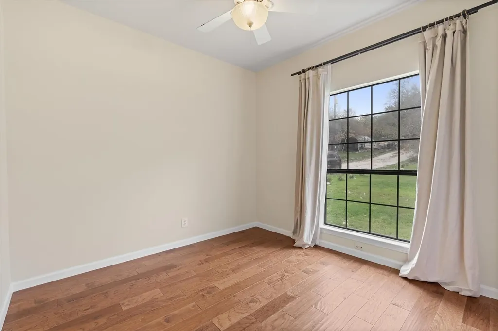 17511 E Darleen Drive Leander TX 78641
