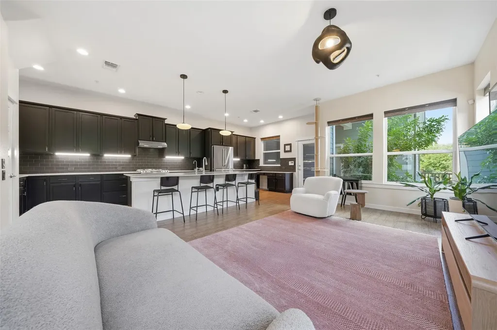 3901 Vaughan Street Austin TX 78723
