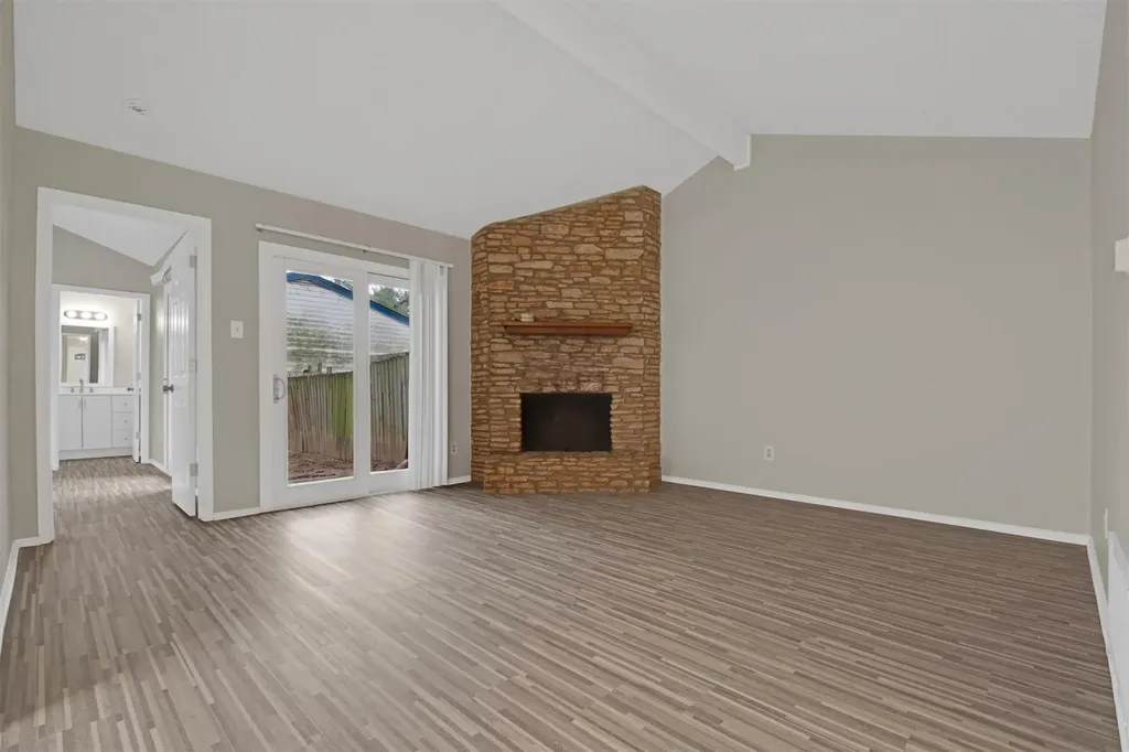 6305 Emerald Forest Drive Austin TX 78745