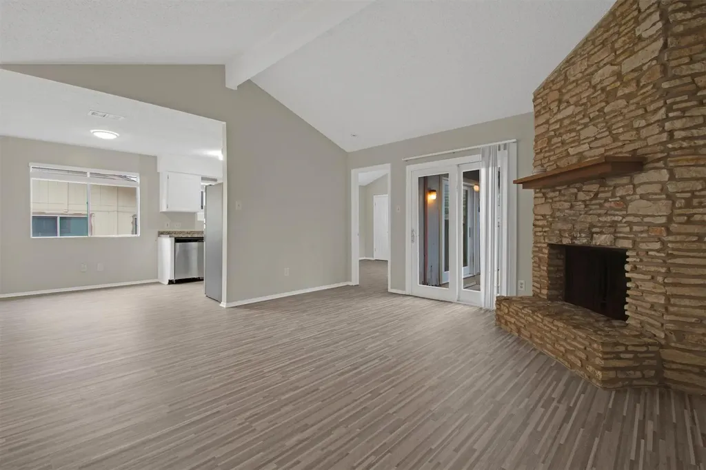 6305 Emerald Forest Drive Austin TX 78745