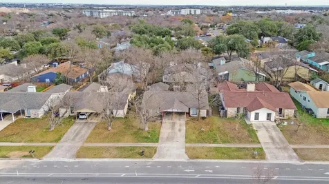 6305 Emerald Forest Drive Austin TX 78745