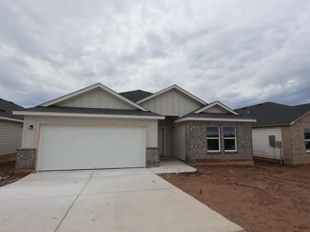 12308 Setting Peak Lane Buda TX 78610