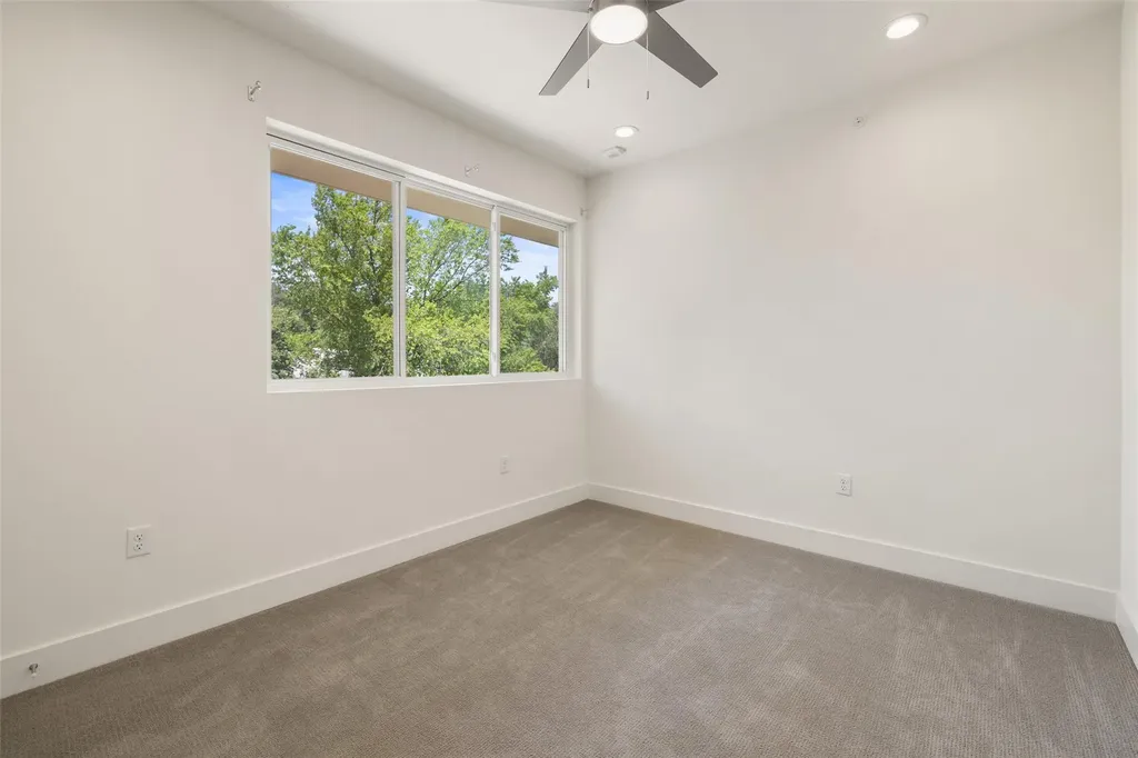 604 N Bluff Drive Austin TX 78745