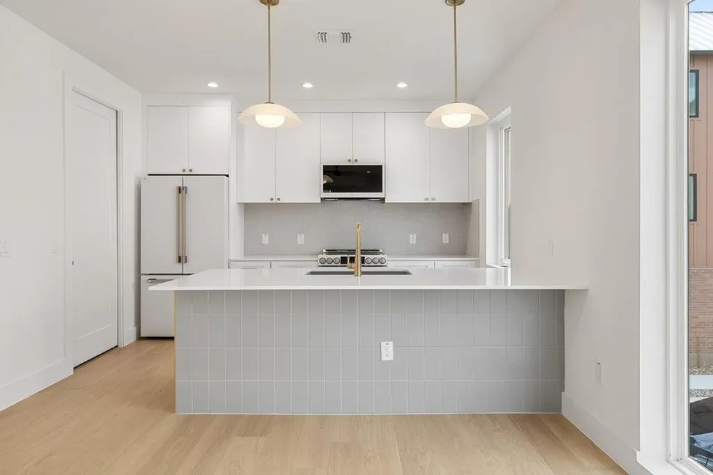3528 Gonzales Street Austin TX 78702