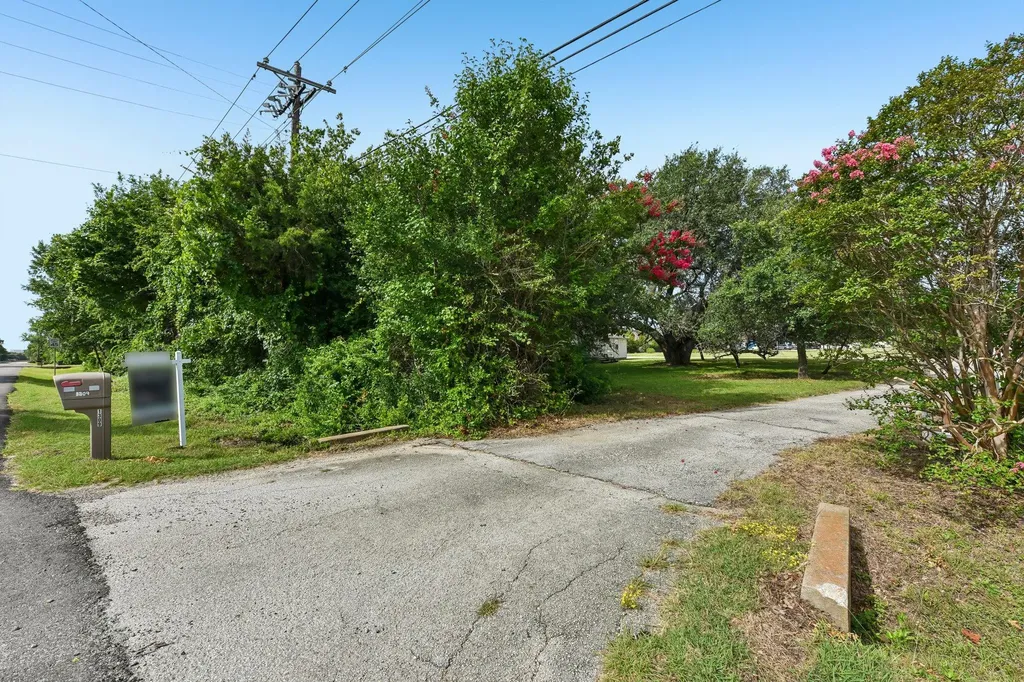 1309 Horizon Park Boulevard Leander TX 78641