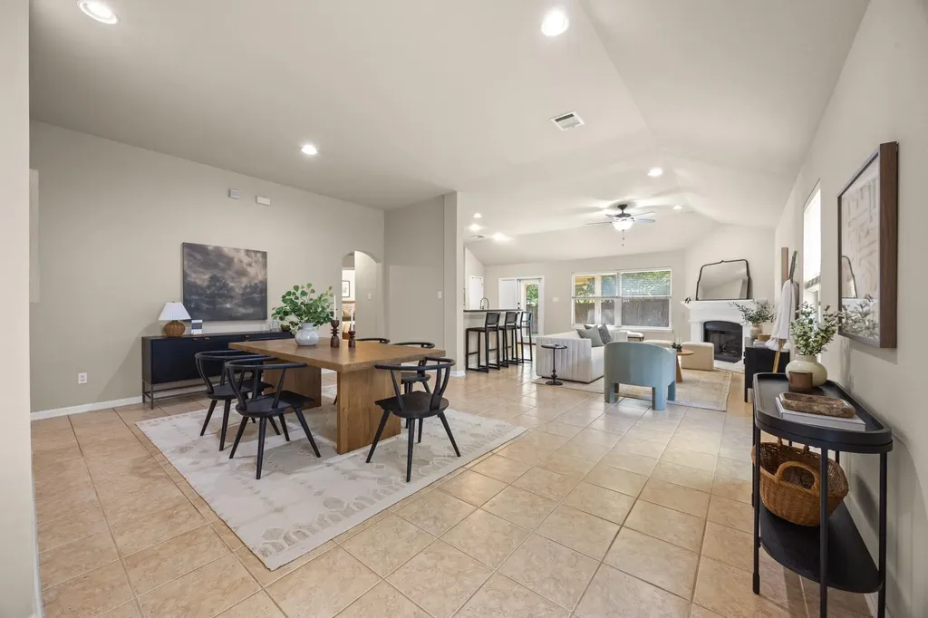 2717 Granite Creek Drive Leander TX 78641