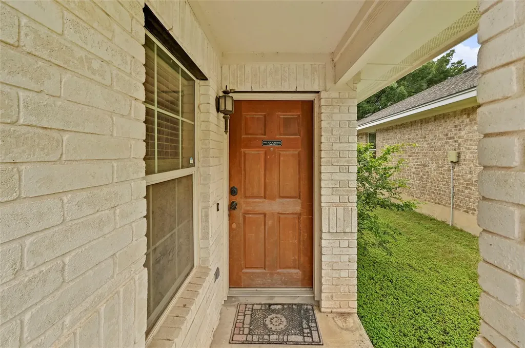 2717 Granite Creek Drive Leander TX 78641