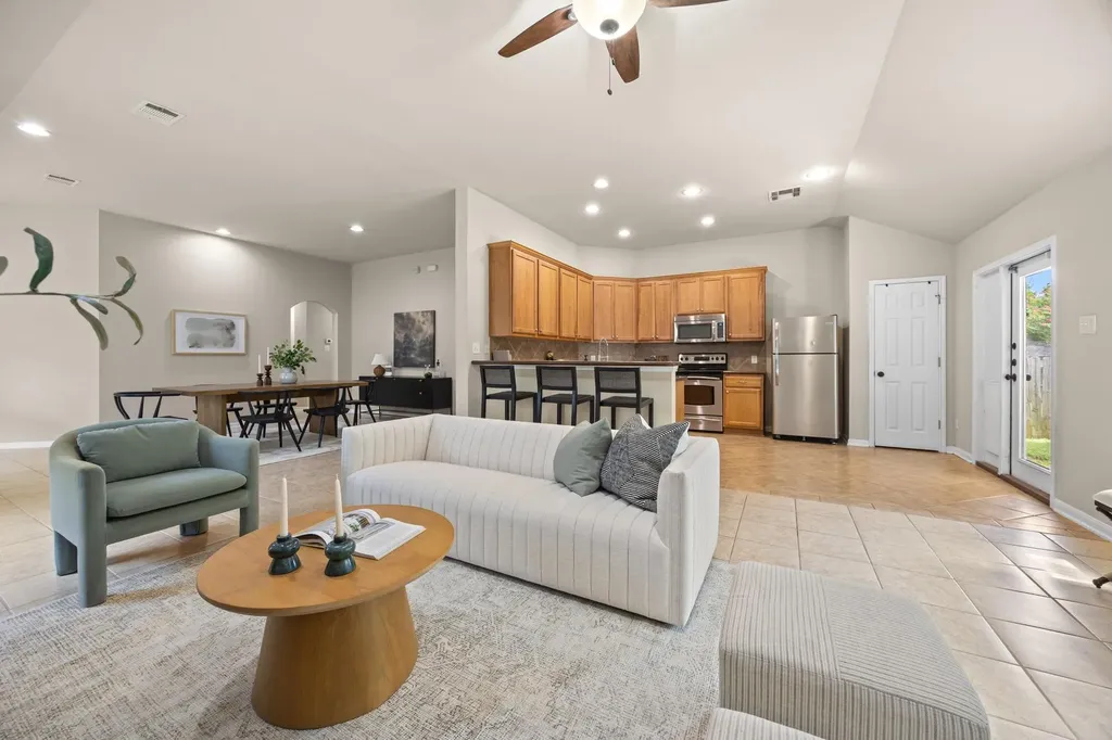 2717 Granite Creek Drive Leander TX 78641