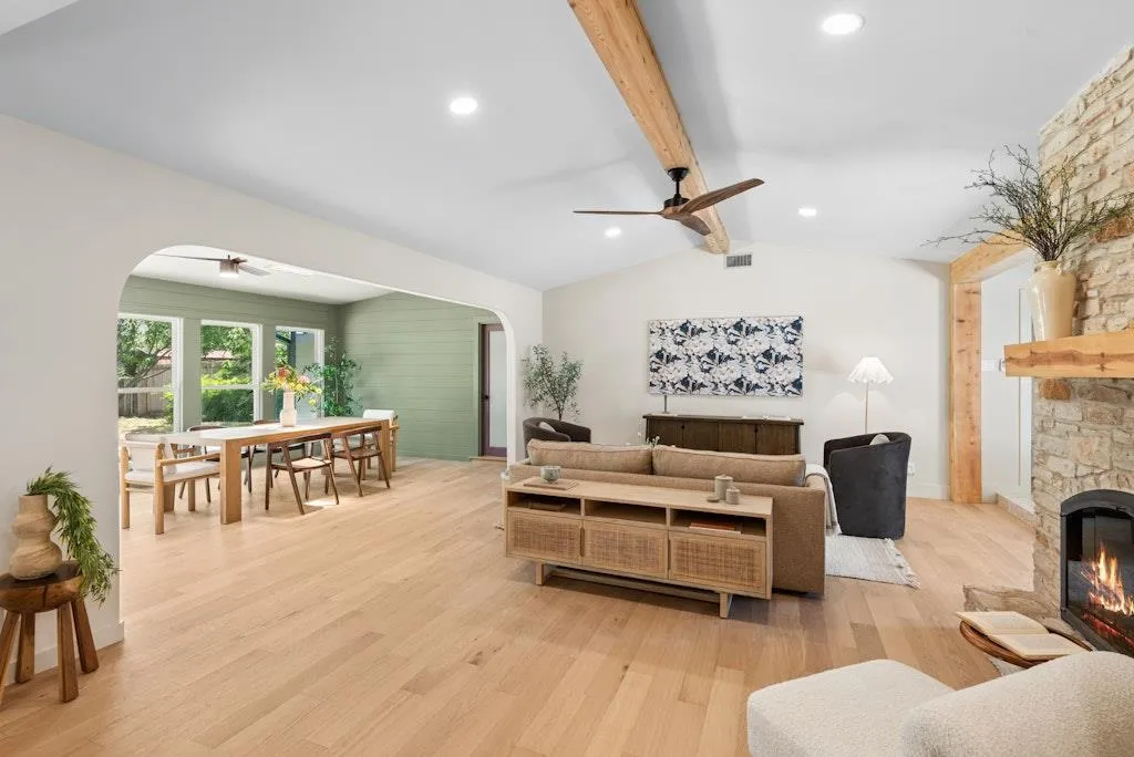 4901 Saddle Drive Austin TX 78727