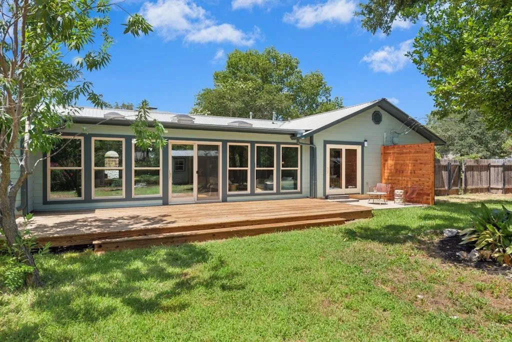 4901 Saddle Drive Austin TX 78727