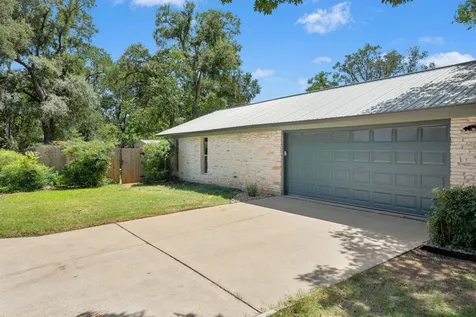 4901 Saddle Drive Austin TX 78727