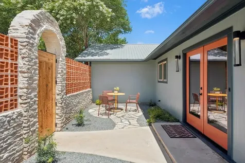 4901 Saddle Drive Austin TX 78727