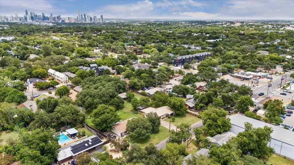 2009 Fortview Road Austin TX 78704
