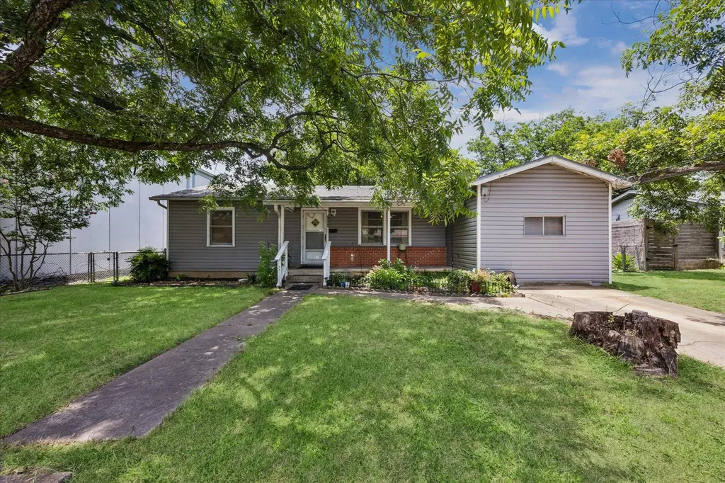 2009 Fortview Road Austin TX 78704