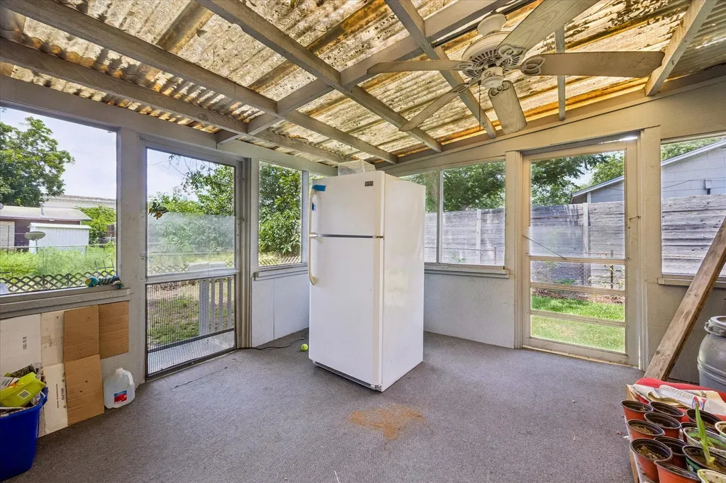 2009 Fortview Road Austin TX 78704