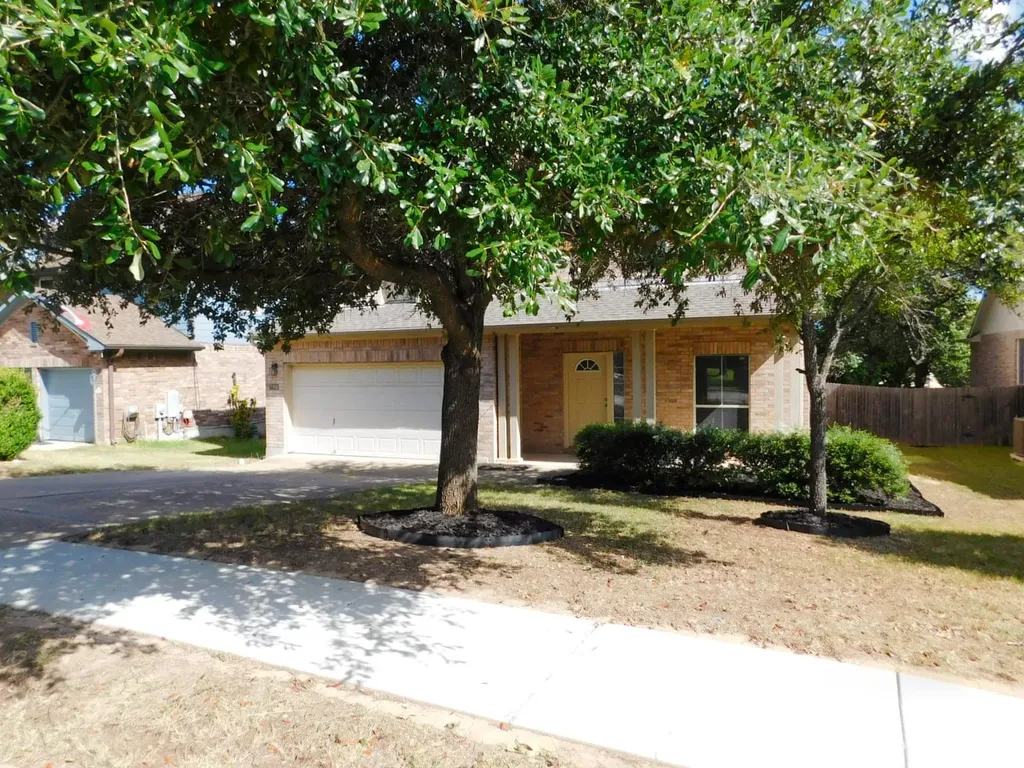 1411 Encino Drive Leander TX 78641