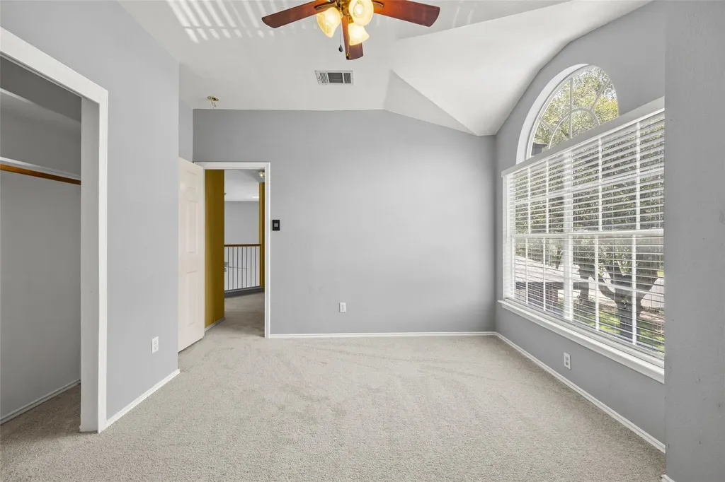 4604 Hoffman Drive Austin TX 78749