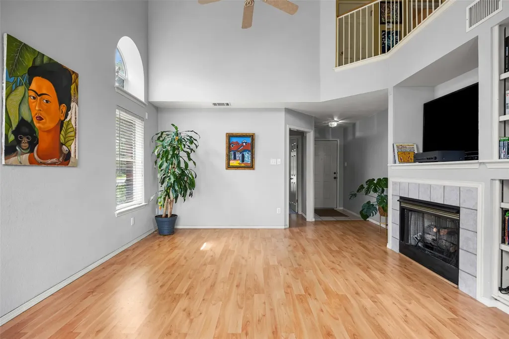 4604 Hoffman Drive Austin TX 78749
