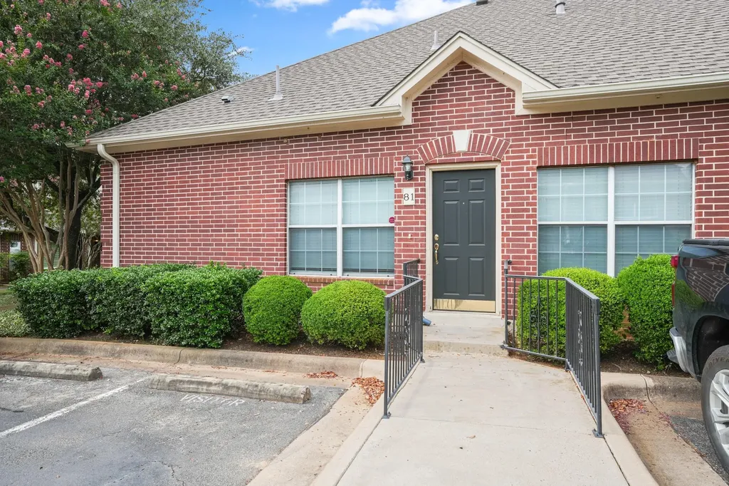 5515 Davis Lane Austin TX 78749