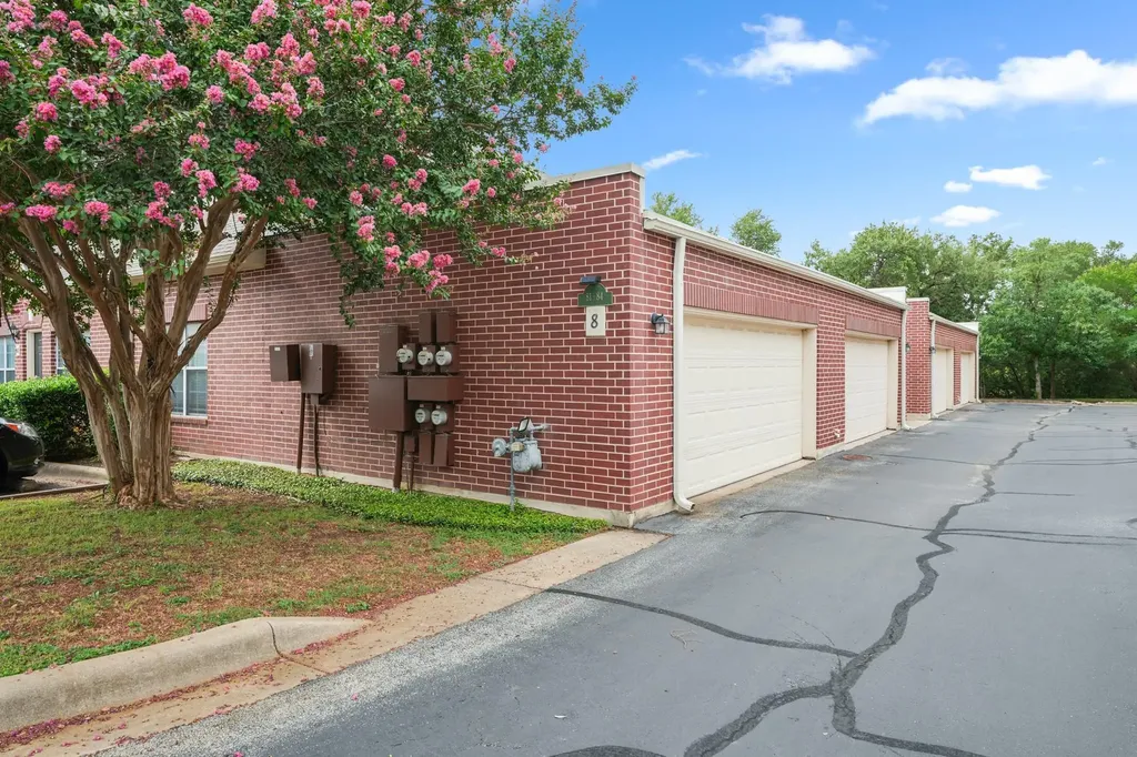 5515 Davis Lane Austin TX 78749