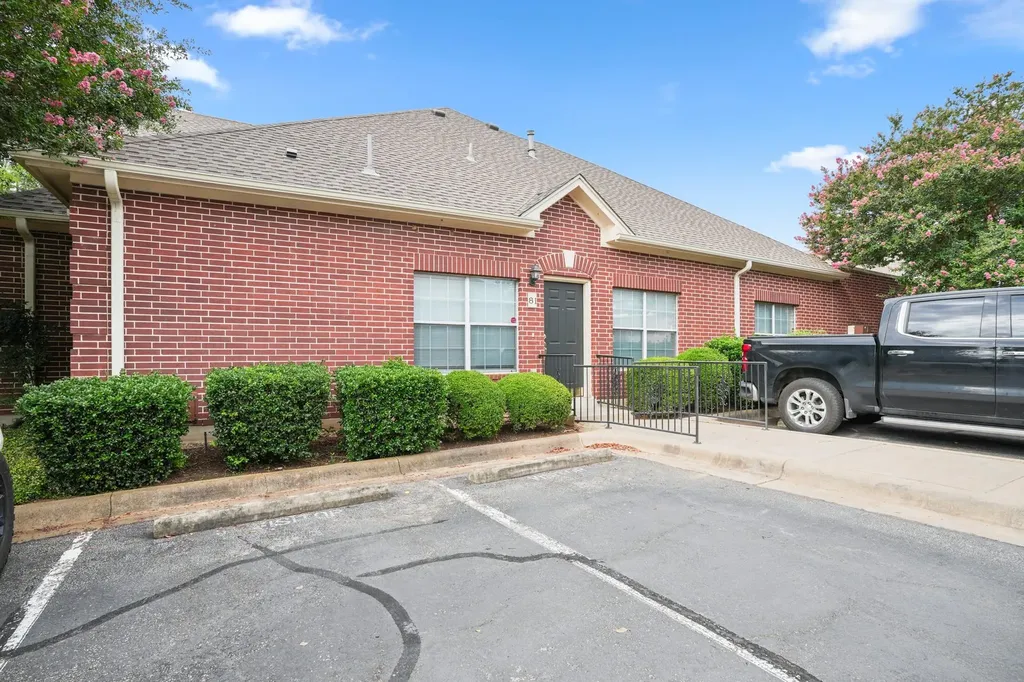 5515 Davis Lane Austin TX 78749