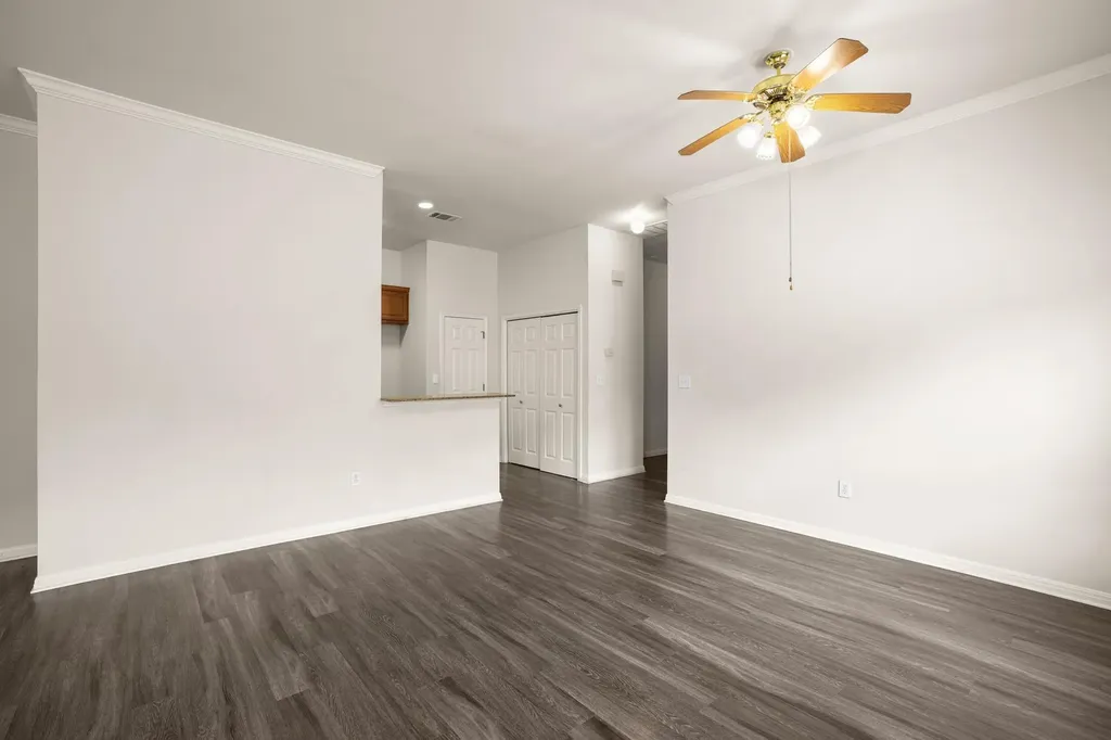 5515 Davis Lane Austin TX 78749