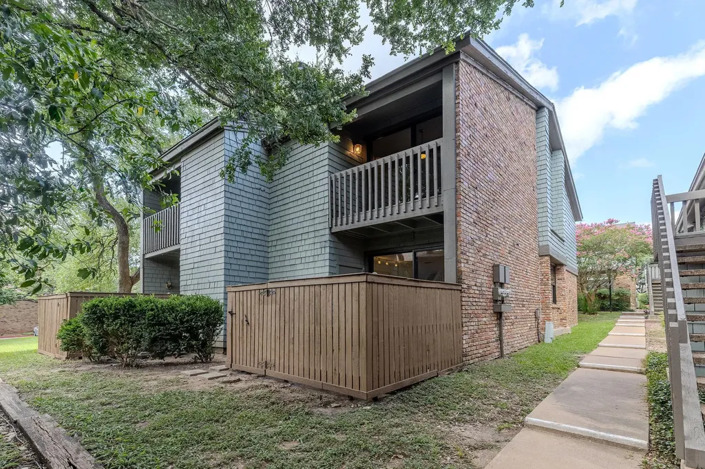 7122 Wood Hollow Drive Austin TX 78731