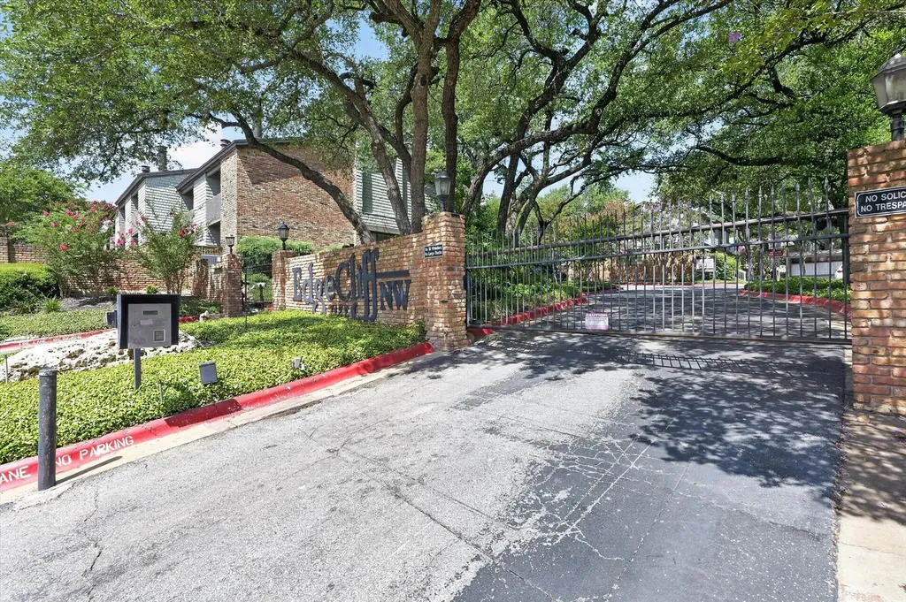7122 Wood Hollow Drive Austin TX 78731