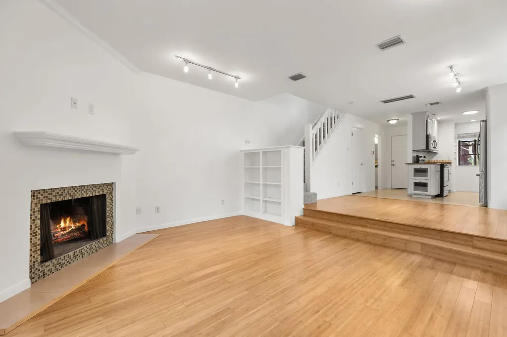 7122 Wood Hollow Drive Austin TX 78731