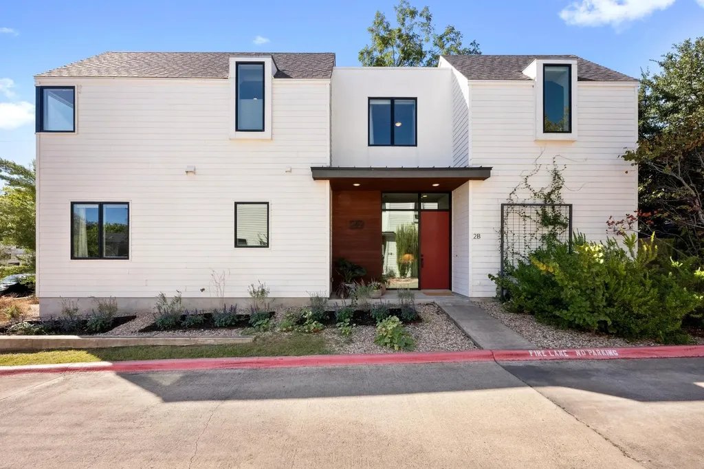 2010 Goodrich Avenue Austin TX 78704
