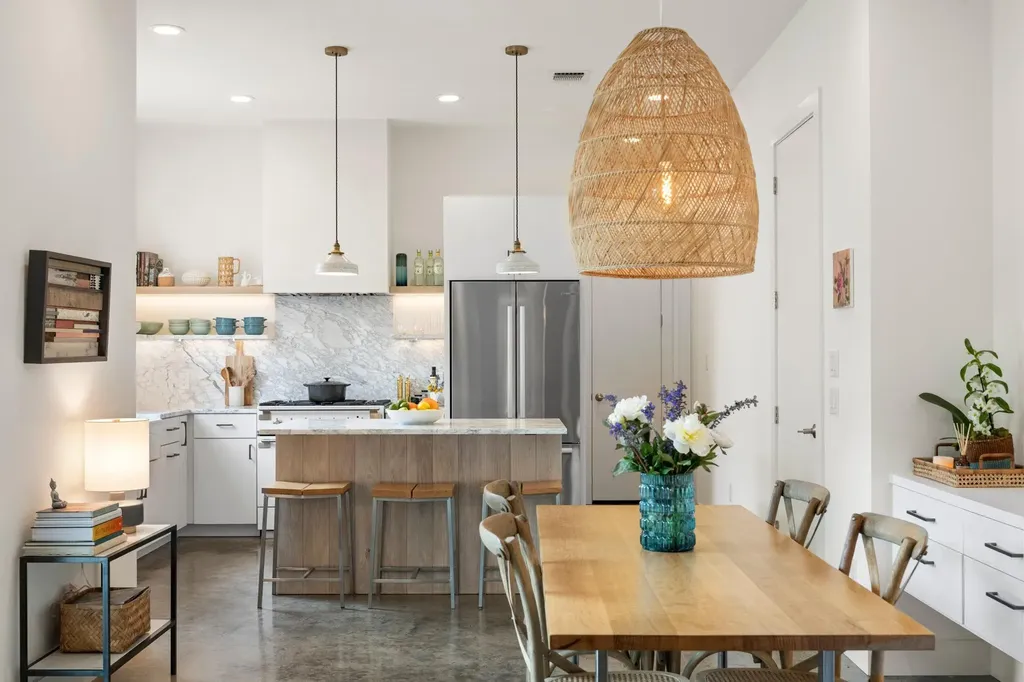 2010 Goodrich Avenue Austin TX 78704