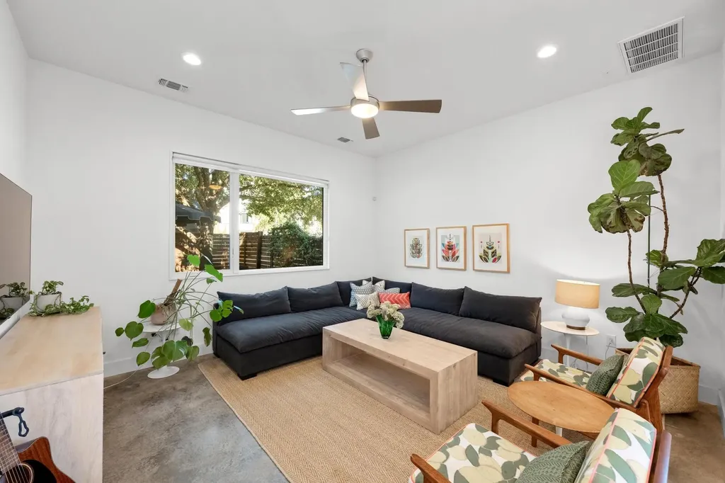 2010 Goodrich Avenue Austin TX 78704