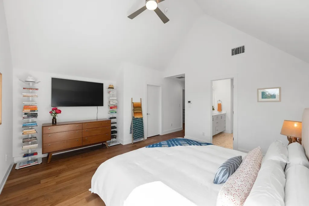 2010 Goodrich Avenue Austin TX 78704