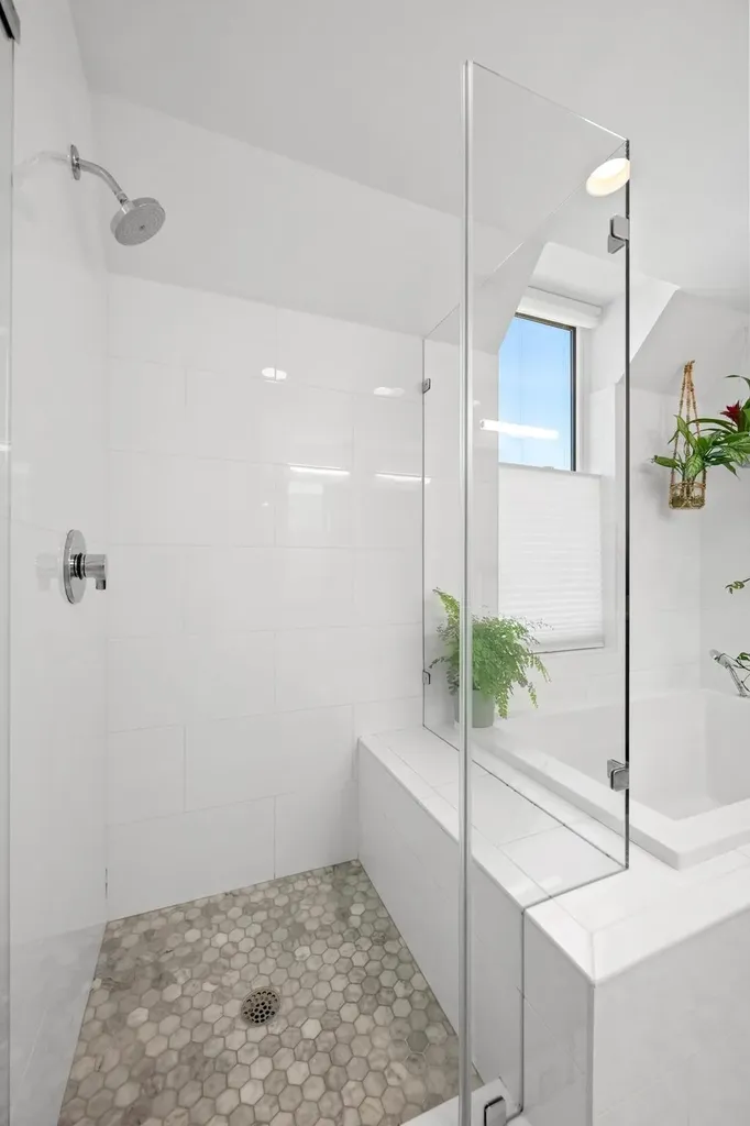 2010 Goodrich Avenue Austin TX 78704