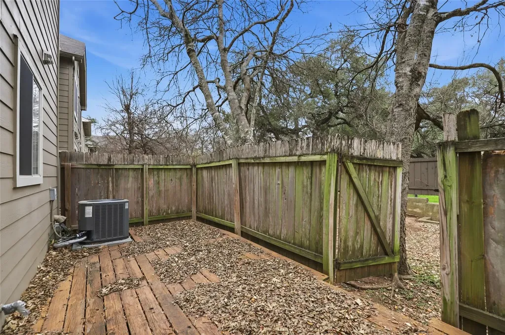 4501 Whispering Valley Drive Austin TX 78727