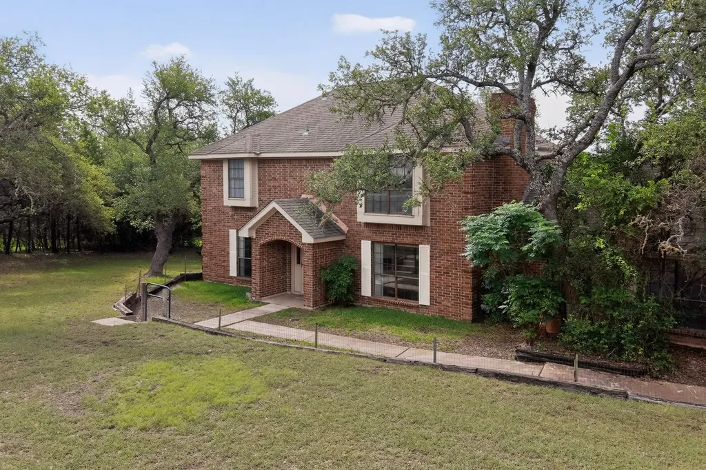 1003 Pier Branch Road Dripping Springs TX 78620
