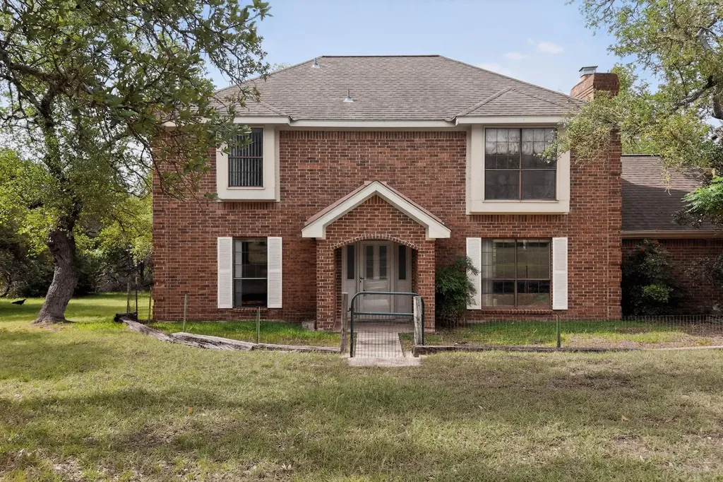 1003 Pier Branch Road Dripping Springs TX 78620
