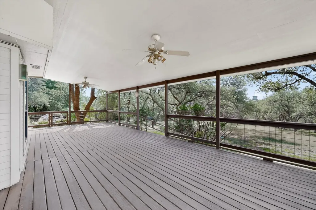 1003 Pier Branch Road Dripping Springs TX 78620