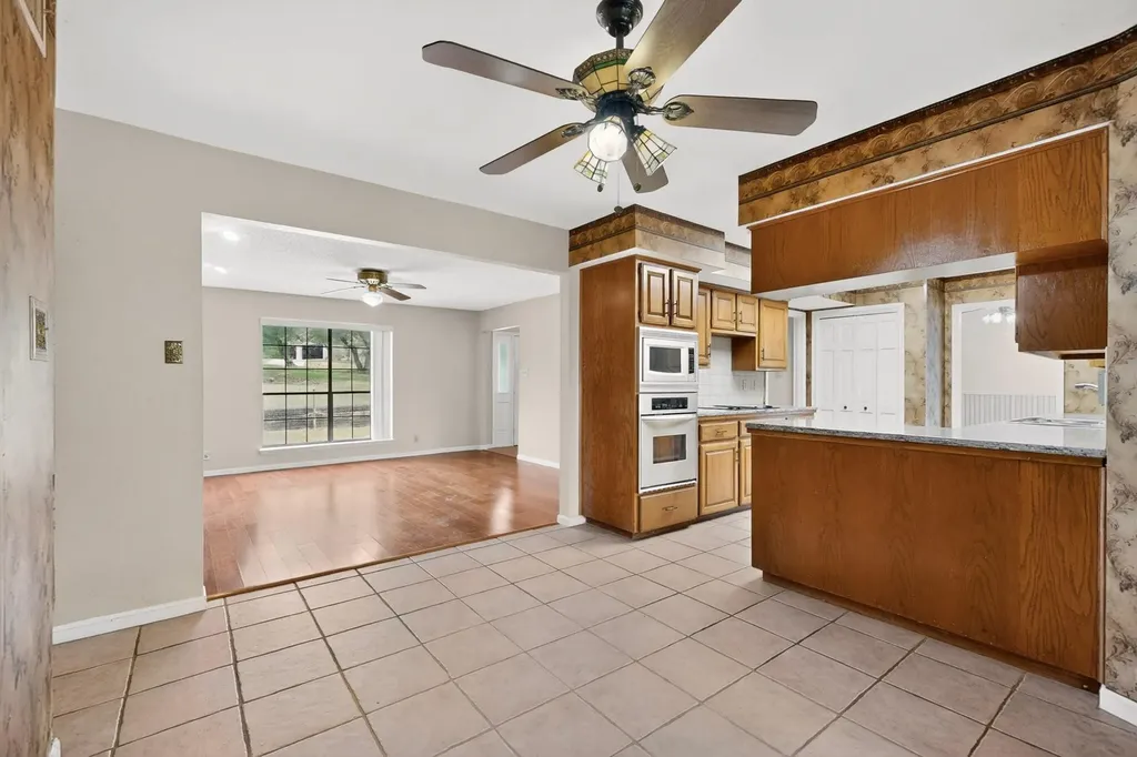 1003 Pier Branch Road Dripping Springs TX 78620