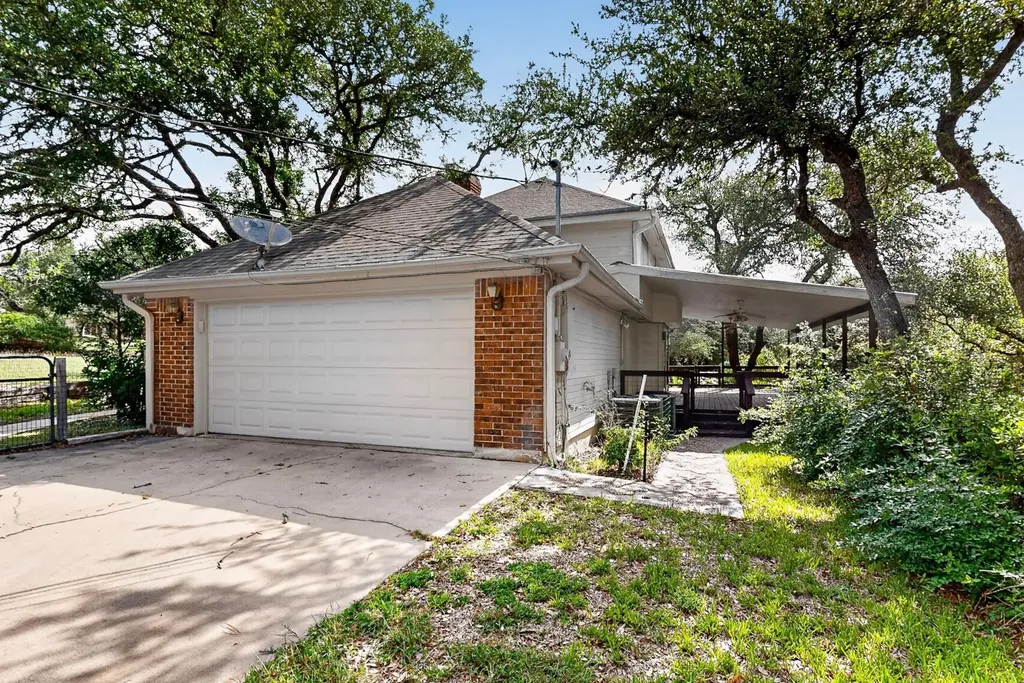 1003 Pier Branch Road Dripping Springs TX 78620
