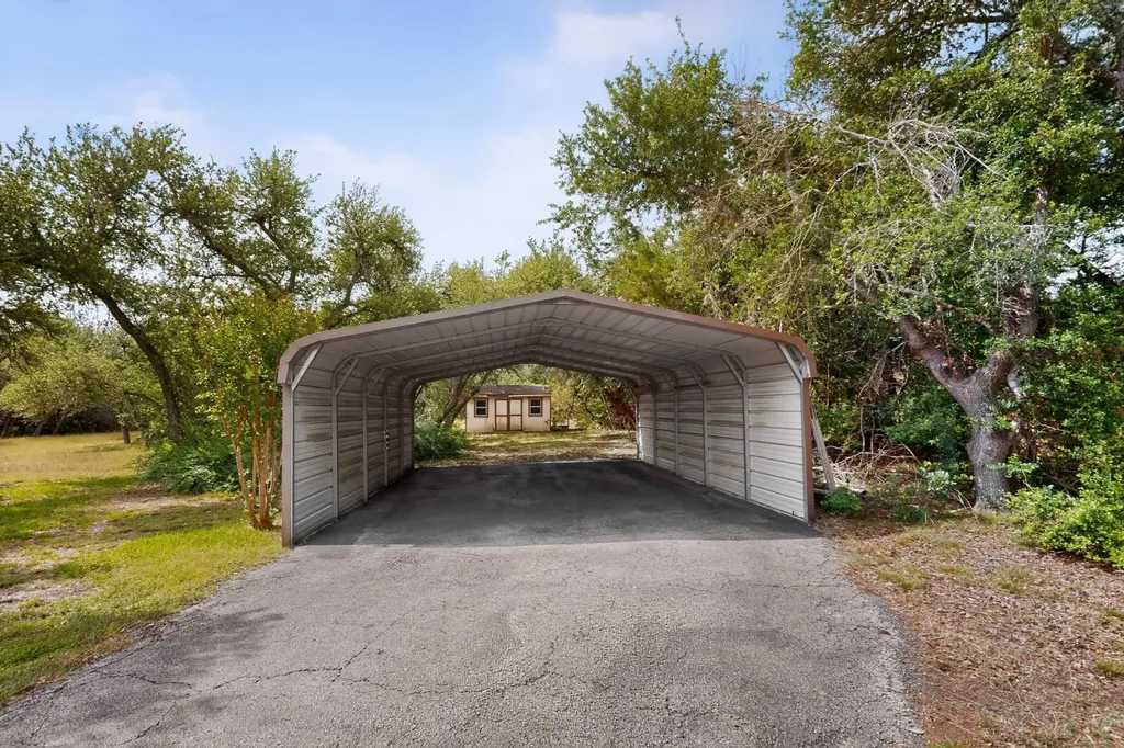 1003 Pier Branch Road Dripping Springs TX 78620