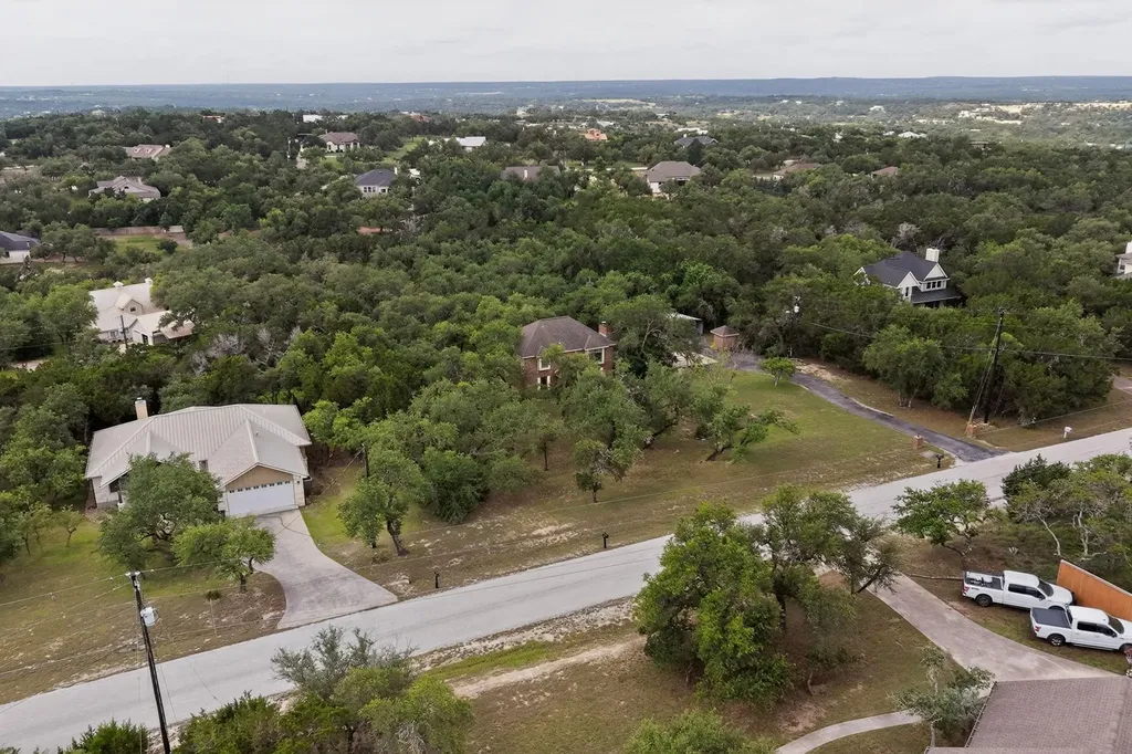1003 Pier Branch Road Dripping Springs TX 78620