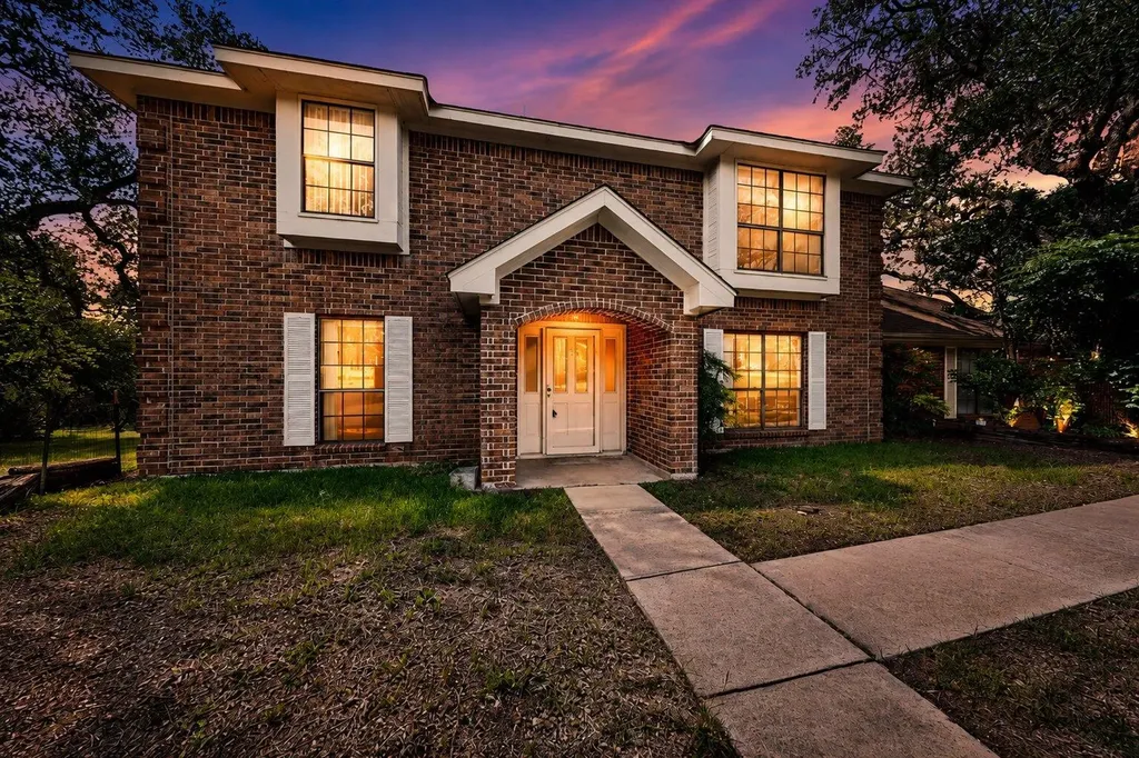 1003 Pier Branch Road Dripping Springs TX 78620